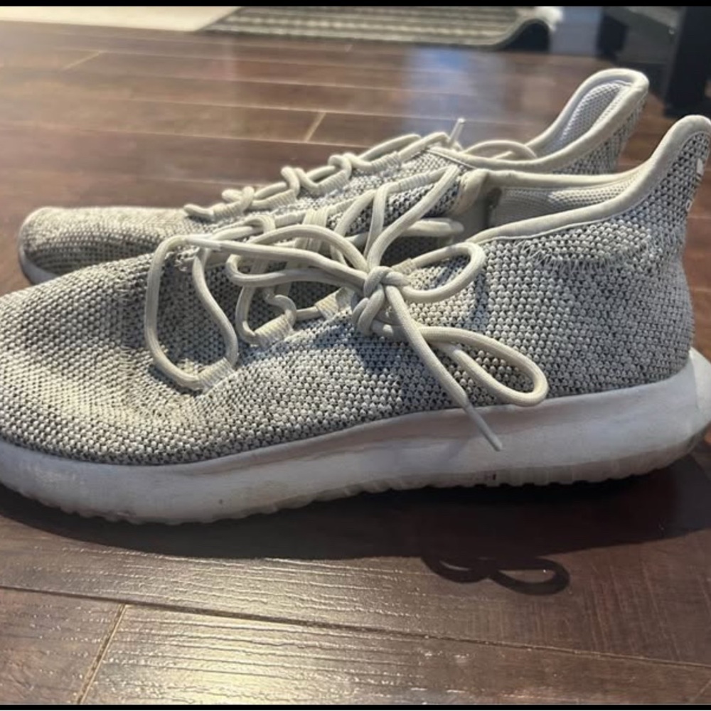 Woman’s Gray Adidas Sneakers size 11